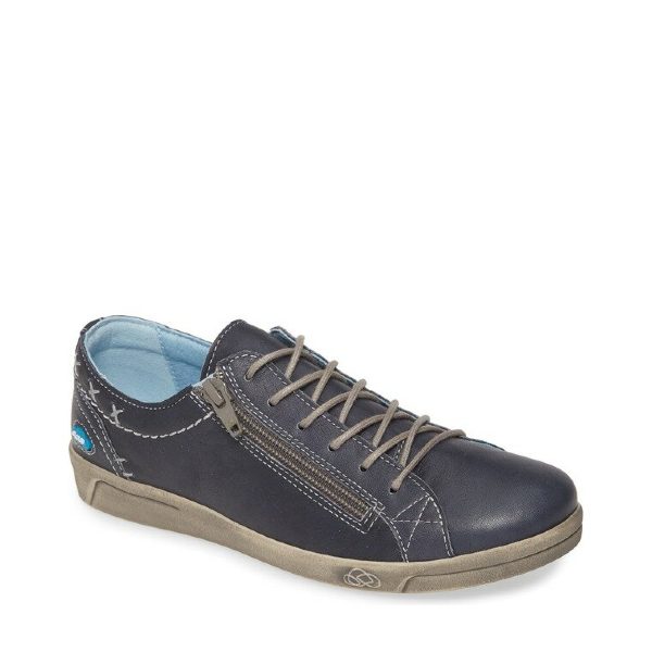 Aika Brushed - Women's Shoes in Blue from Cloud