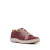 Nalle Lace - Chaussure pour femme en suède couleur bourgogne de marque Clarks
