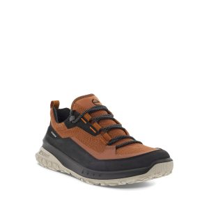 ULT-TRN M - Chaussure pour homme en nubuck couleur cognac de marque Ecco