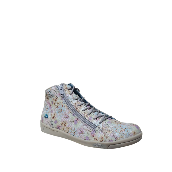 Boots clou femme outlet
