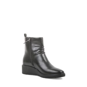 Liberty - Women's Ankle Boots in Black Leather from Blondo